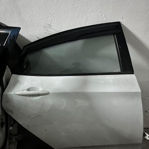 Hyundai Accent Blue Çıkma Orjinal Sağ Arka Kapı