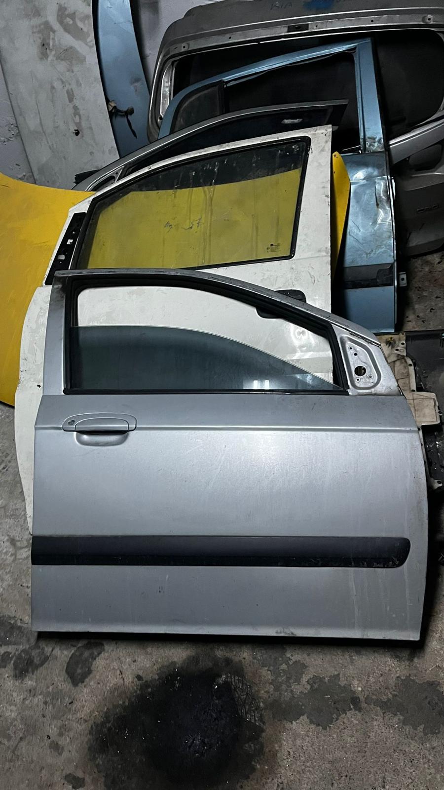 Hyundai Getz Çıkma Orjinal Sağ Ön kapı Hyundai Getz Çıkma Orjinal Sağ Ön kapı