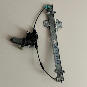 Hyundai Accent Era Çıkma Orijinal Sol Ön Cam Kirkosu